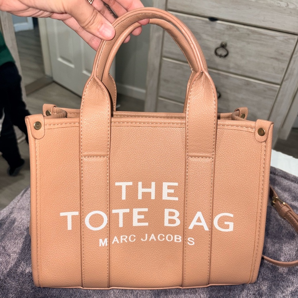 Tan tote bag